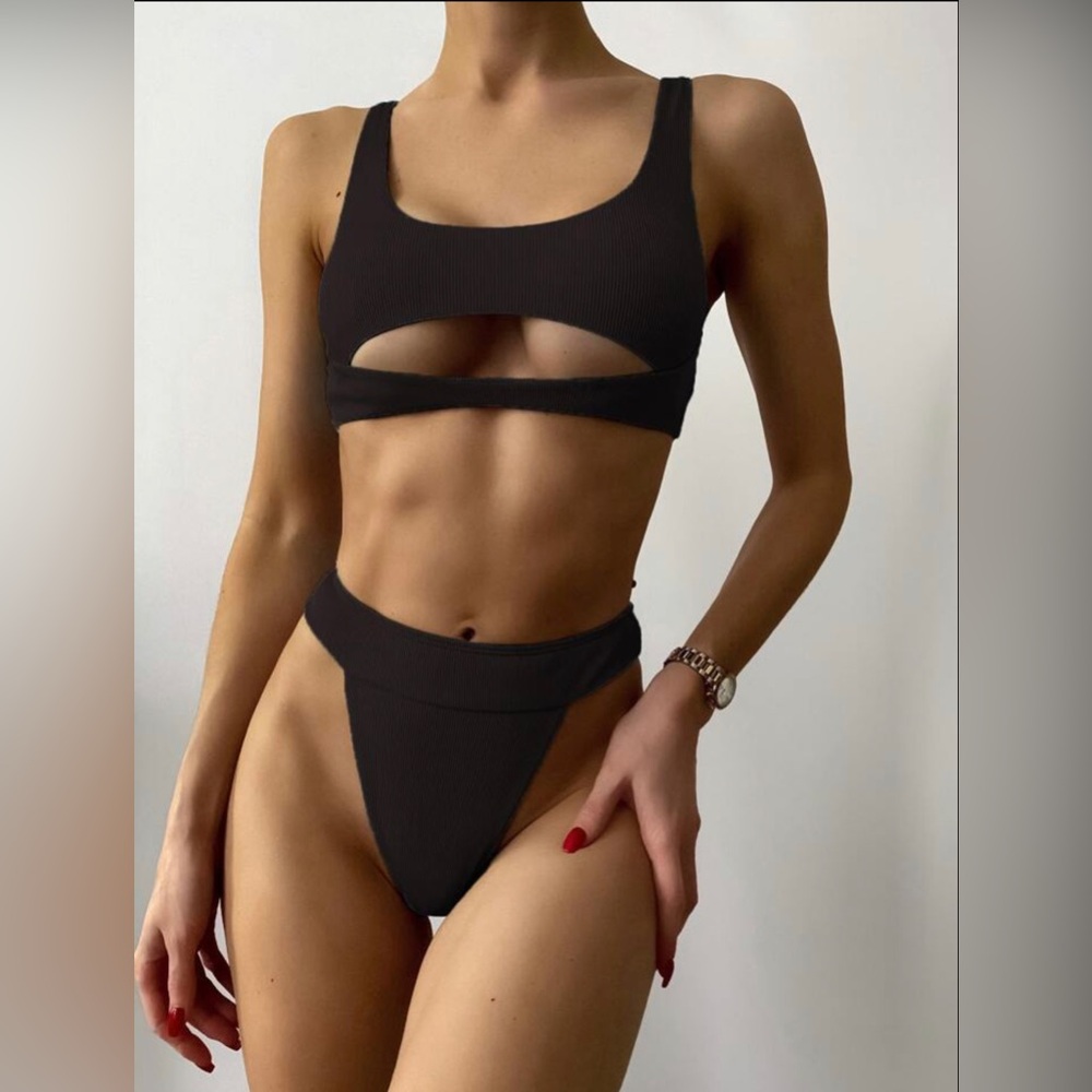 Size small bikini set